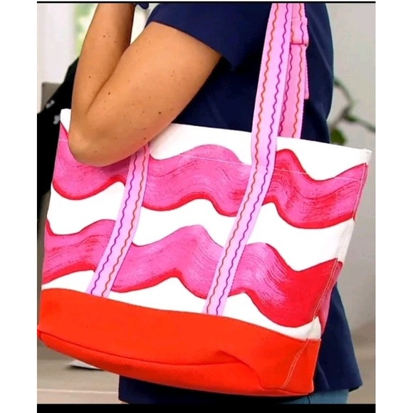 Issac Mizrahi Live Handbags - Issac Mizrahi Crayola Crayon canvas tote -NWOT